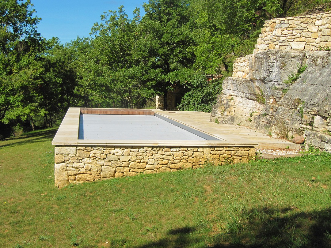 Installation de piscine dans le Lot